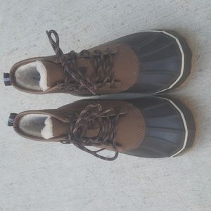 Bearpaw Estelle snow boots, size 6, brown